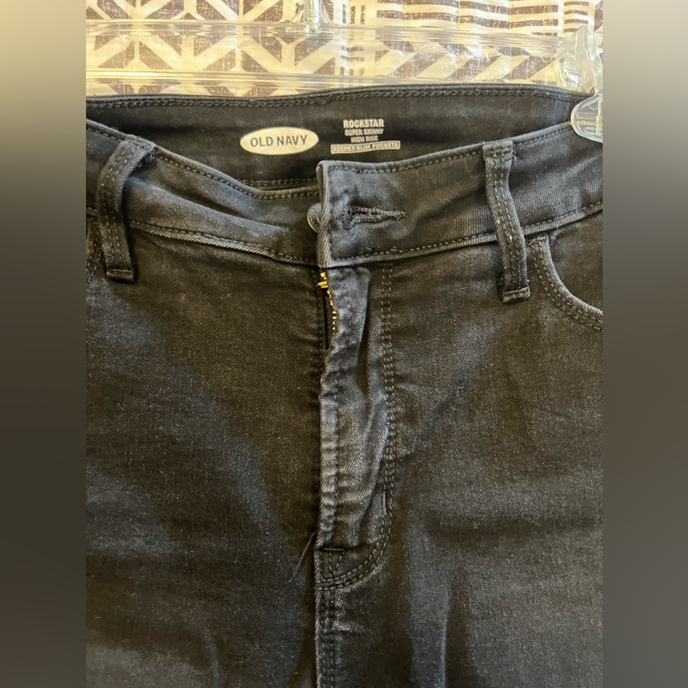 Black rockstar super skinny high rise (w/ holes) - Old Navy - Size 12P - Picture 4 of 4